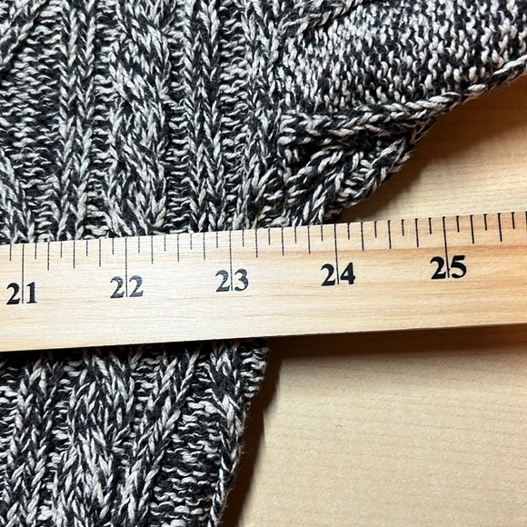 ROOTS Canada Cabin Knit Sweater Hoodie sz Medium - Picture 10 of 10